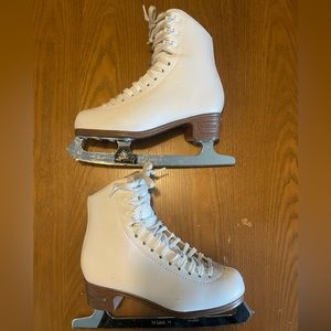 Jackson Mystique Mark II Leather Ice-skates -girls size 4